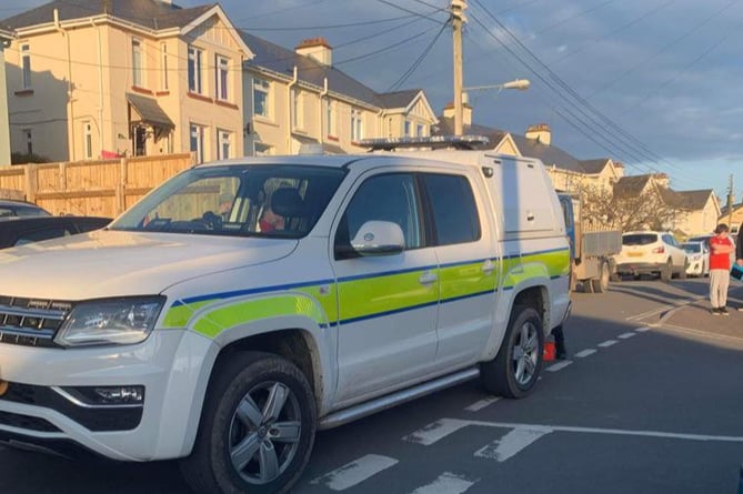 Royal Navy bomb disposal vehicle in Bovey Tracey earlier this evening. Photo: Contributed