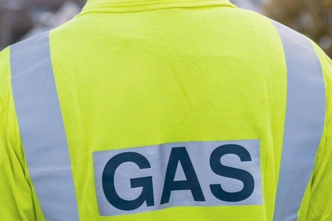 Work is under way to upgrade gas pipes between Scorrier and Redruth.