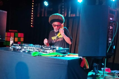 Reggae fans treated to performance by legendary DJ Don Letts 