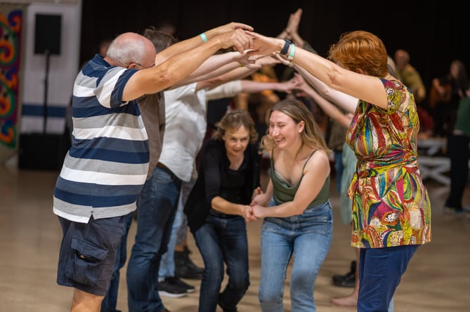 Attendees can try their hand at beginner and family-friendly folk dances from Cornwall and beyond as part of the Roseland troyl 