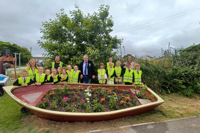 Redruth Facilities Team and Treleigh School 