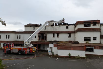 Huge fire at derelict hotel in Newquay finally extinguished