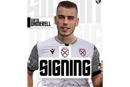 St Austell snap up prolific striker Damerell