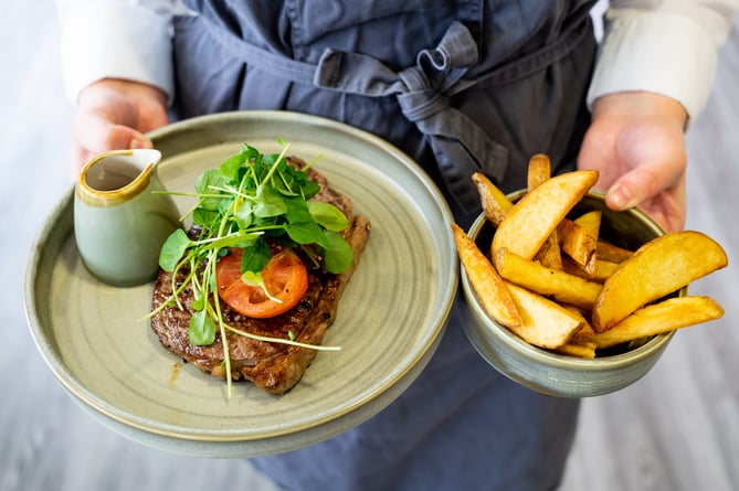 Steak-frites, Senara style