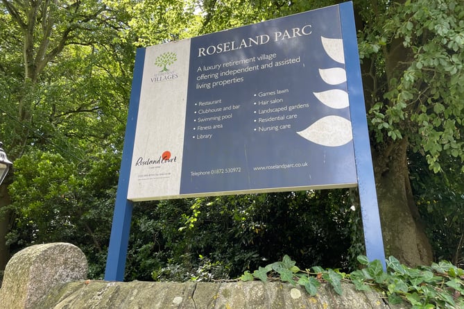 Roseland Parc Sign