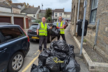 Volunteer group continues to work hard on keeping Camborne clean