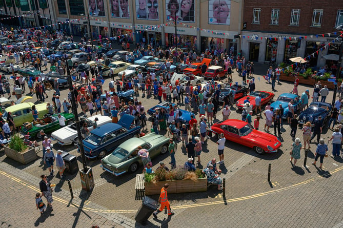 0724-0585 PR4Photos - Truro BID - Truro Classic Car Show 2024