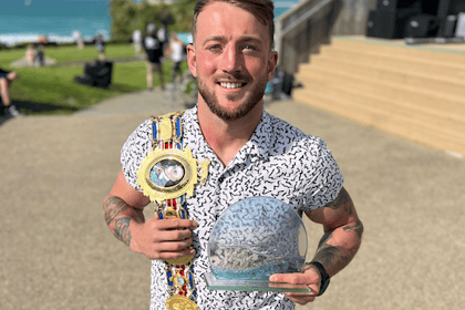 Citizenship award for champion boxer