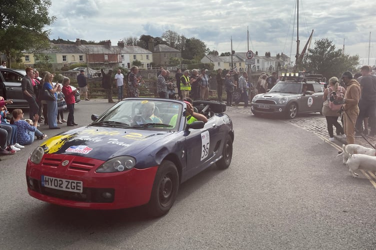 The bangers ready to set off from Charlestown at last year’s rally 2