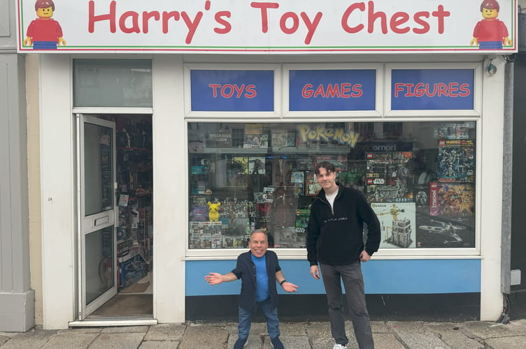 Actor Warwick Davis (right) with Harry Stacey