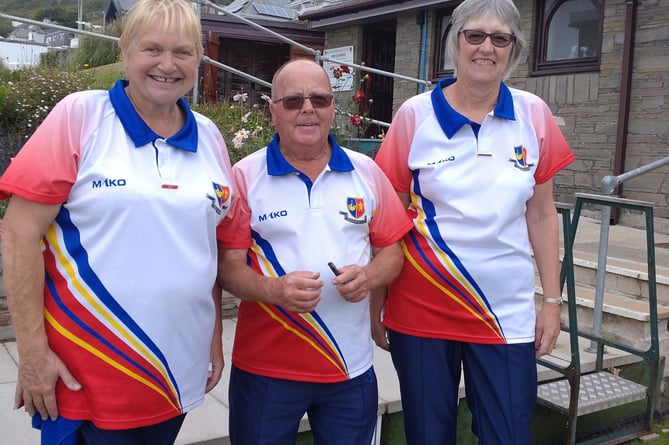 Su Percival, Mike Medlen and Liz Watts were the Mixed Triples victors. Picture: Looe Bowling Club