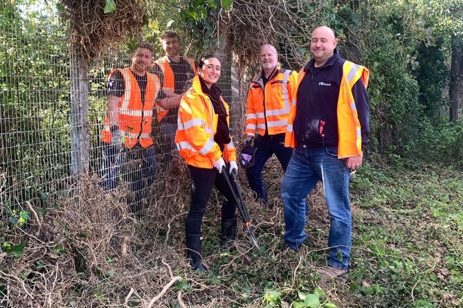 The waste management team swapped waste duty for zoo
makeover duty. (Picture: Newquay Zoo/Wild Planet Trust)