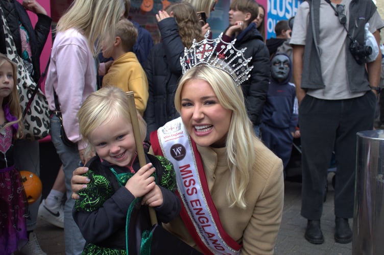 Zombie Crawl Newquay 5