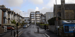 Revised plans submitted to demolish hotel and build a new development