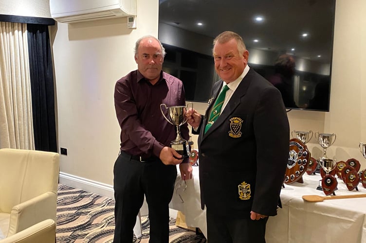 The Men's Benevolent Pairs winners, Dave Juleff (left) and Malcolm McCarthy.