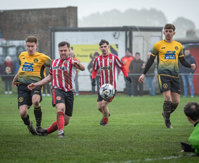 Brown praises his Ashes as they seal derby win over Torpoint