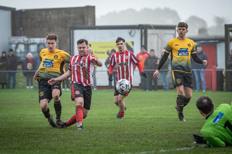 Tom Payne v Torpoint Athletic