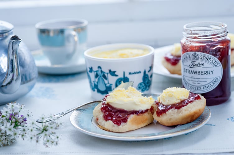 A Cornish cream tea