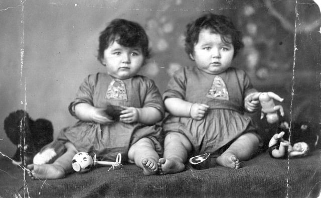 Although identical in appearance, the young Williams sisters' personalities soon developed in different ways, with Joan being mischievous and outgoing and Betty studious and a little quieter